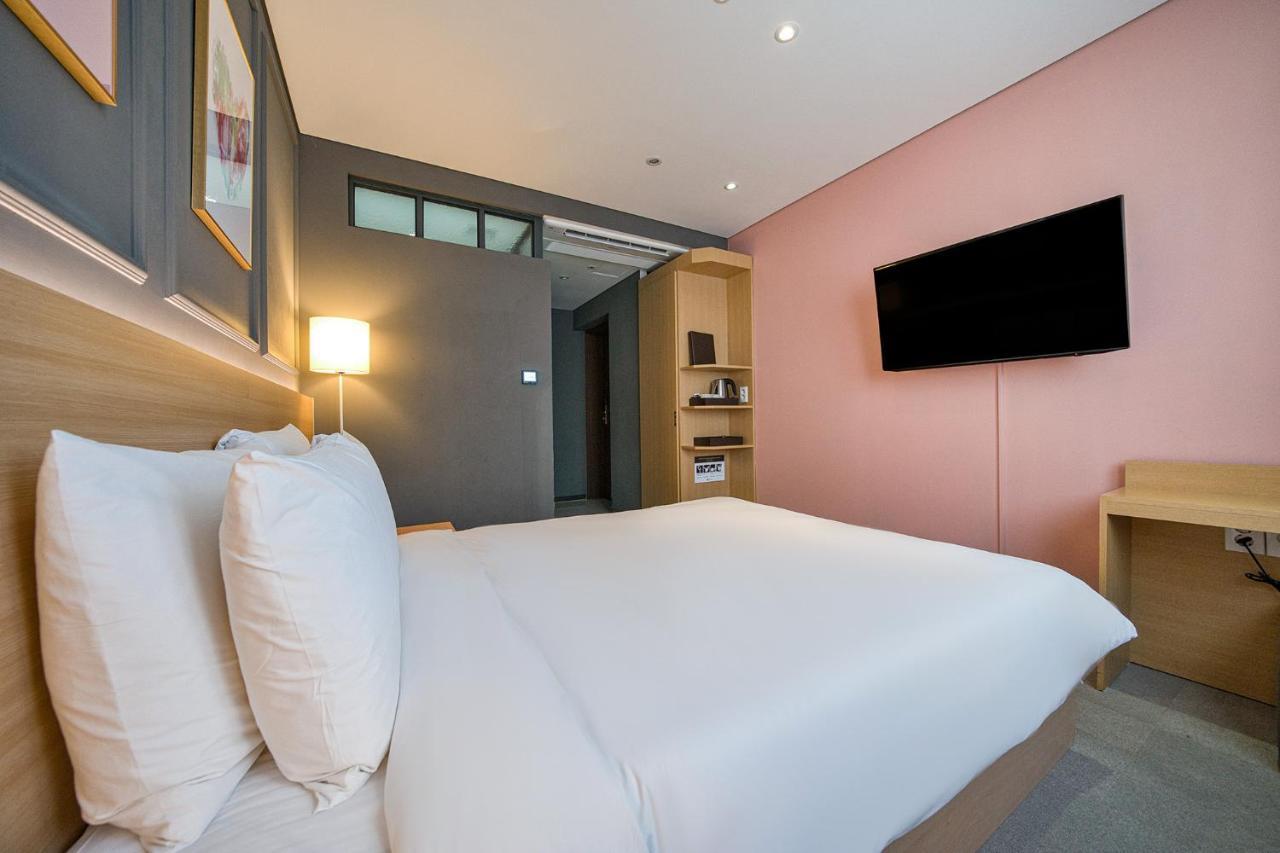 Vella Suite Hotel Suwon Zewnętrze zdjęcie
