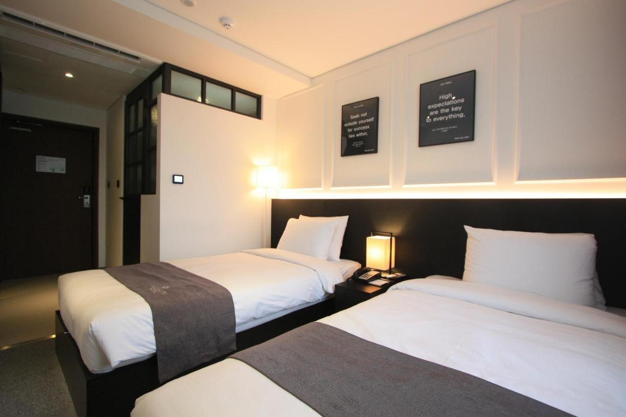 Vella Suite Hotel Suwon Zewnętrze zdjęcie