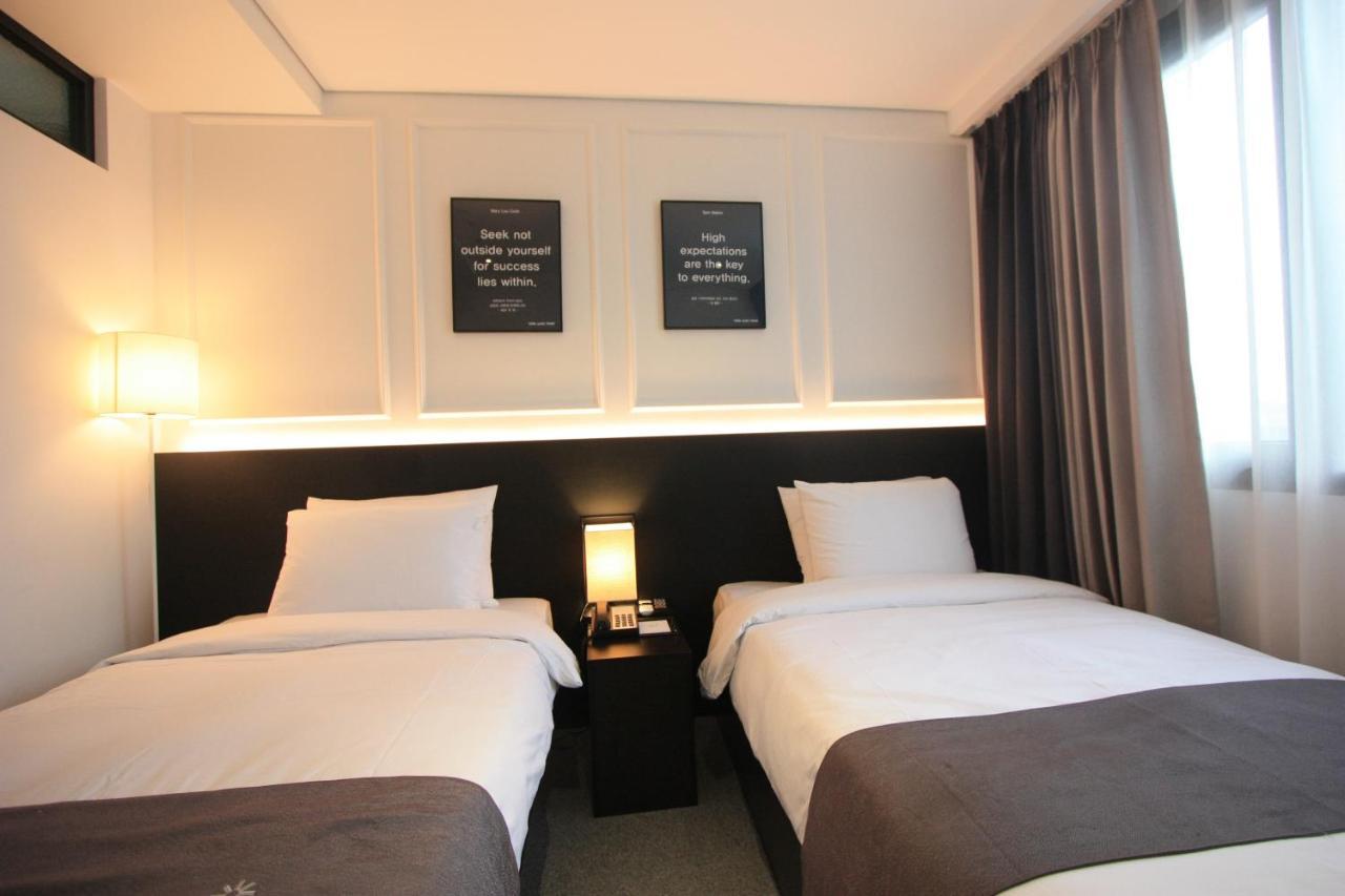 Vella Suite Hotel Suwon Zewnętrze zdjęcie
