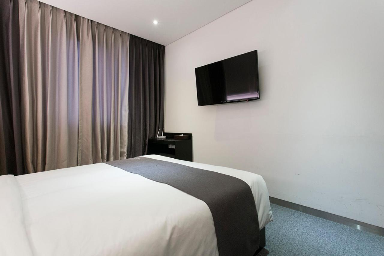 Vella Suite Hotel Suwon Zewnętrze zdjęcie