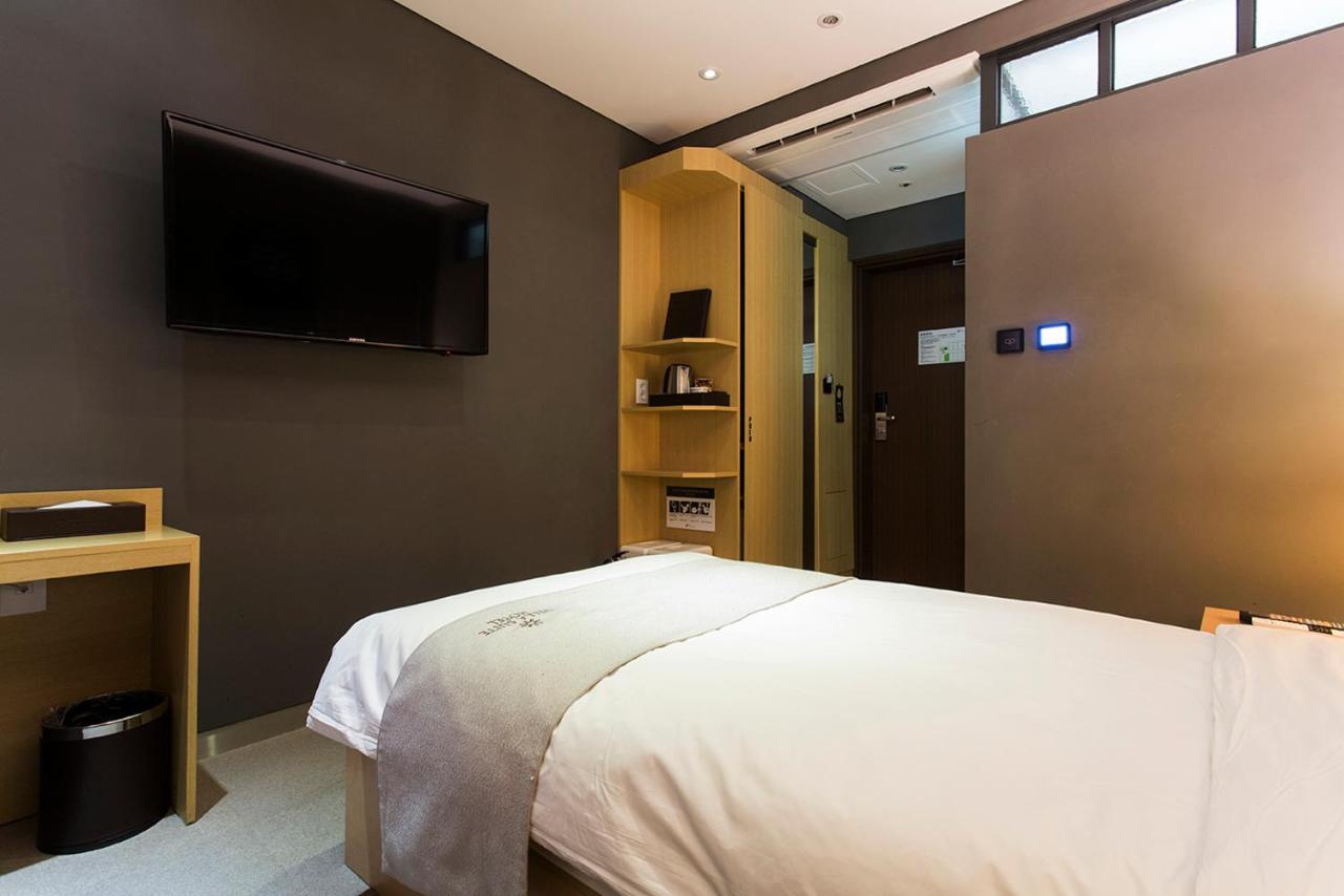 Vella Suite Hotel Suwon Zewnętrze zdjęcie