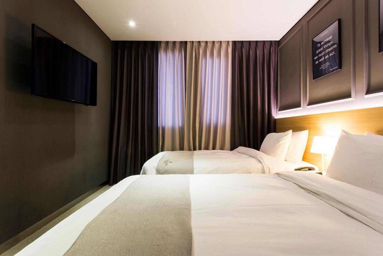 Vella Suite Hotel Suwon Zewnętrze zdjęcie