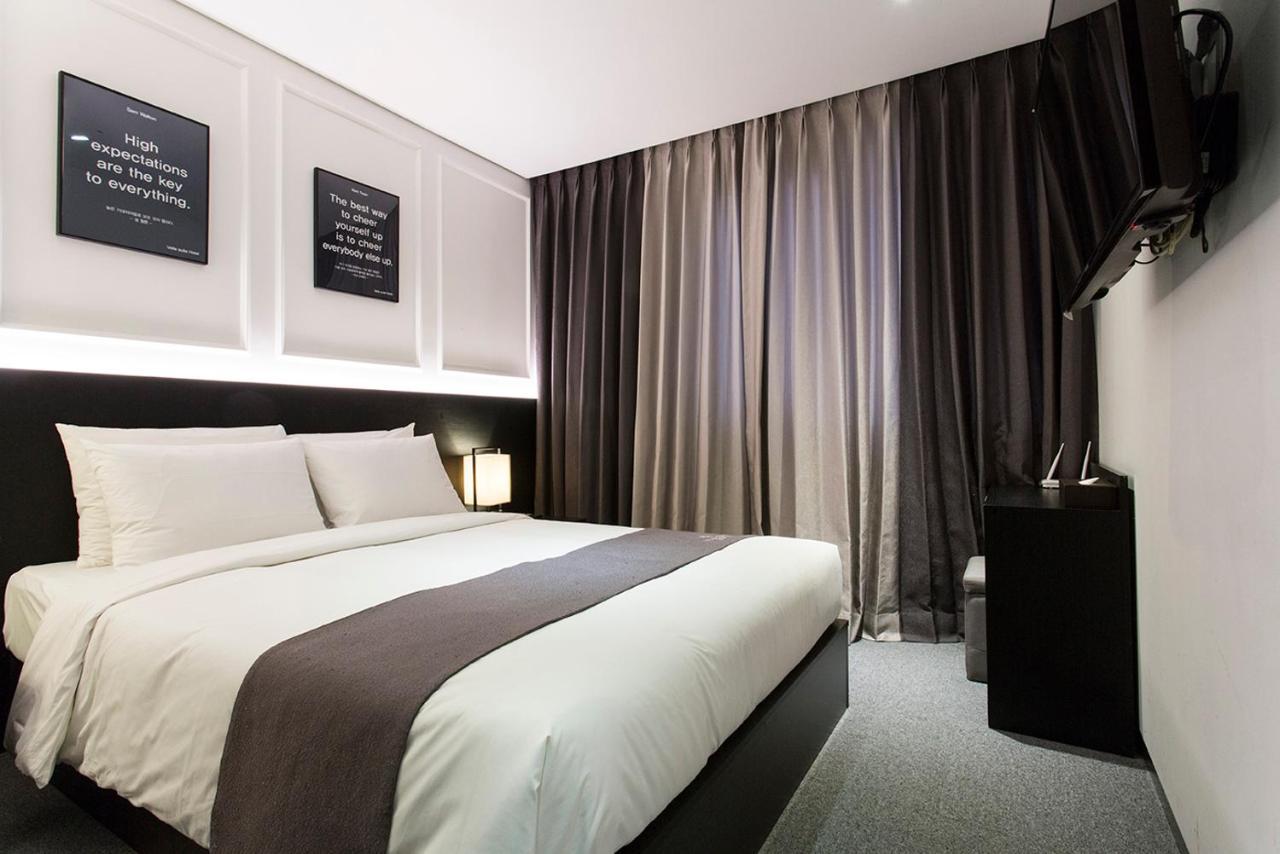 Vella Suite Hotel Suwon Zewnętrze zdjęcie